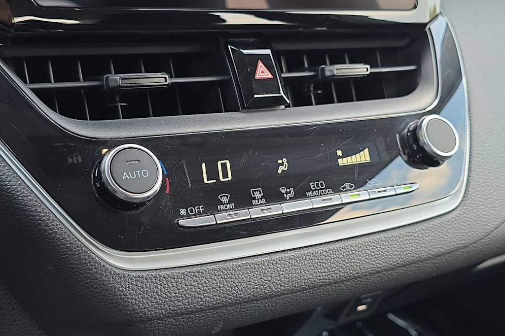 Thumbnail: 2023 Toyota Corolla - 23