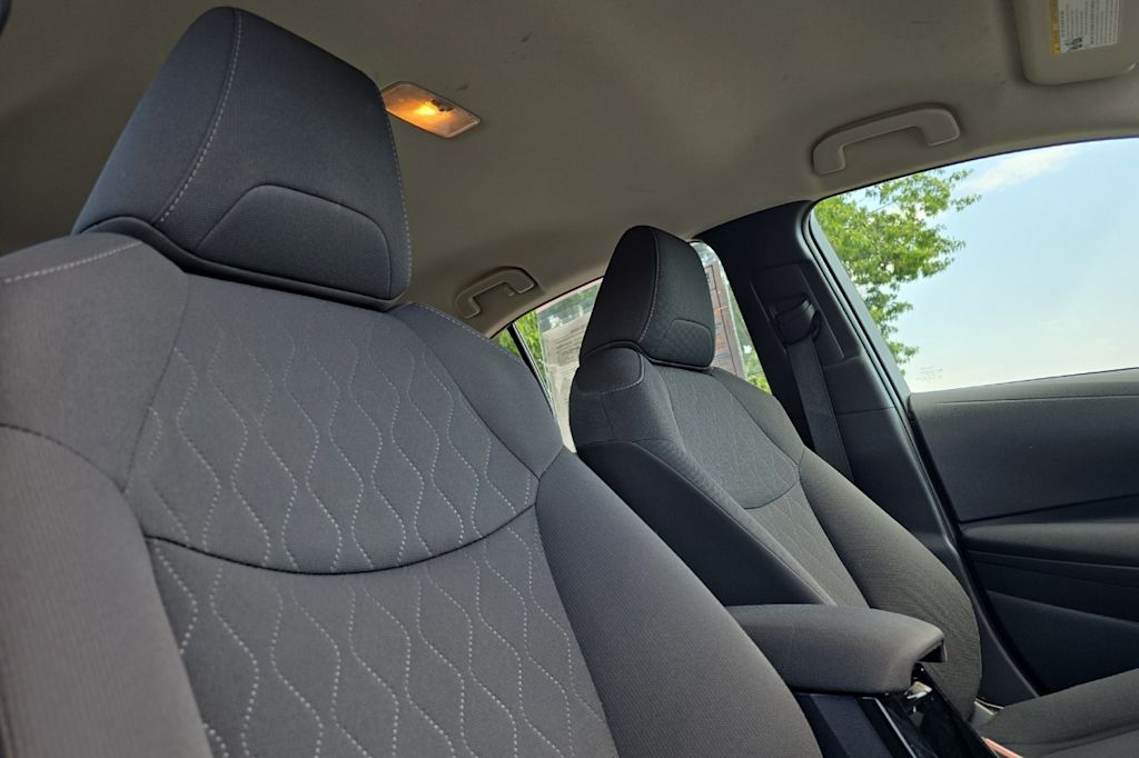 Thumbnail: 2022 Toyota Corolla - 10