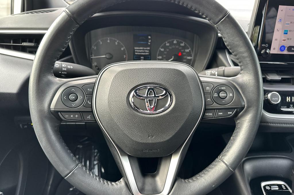 Thumbnail: 2023 Toyota Corolla - 25