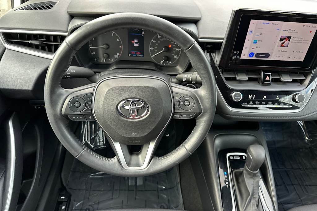 Thumbnail: 2023 Toyota Corolla - 10