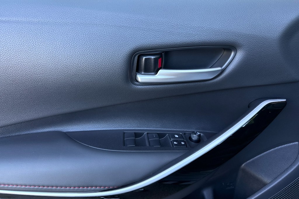 Thumbnail: 2025 Toyota Corolla - 20