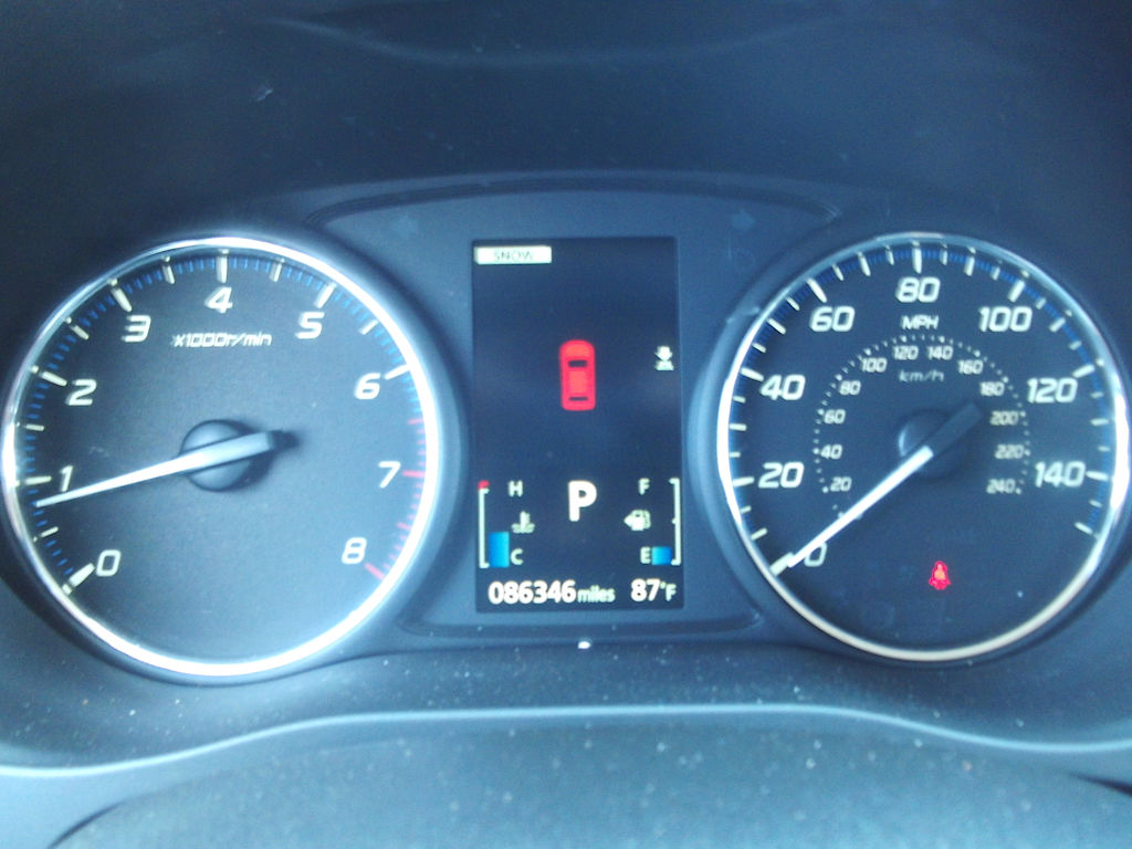 Thumbnail: 2015 Mitsubishi Outlander - 4