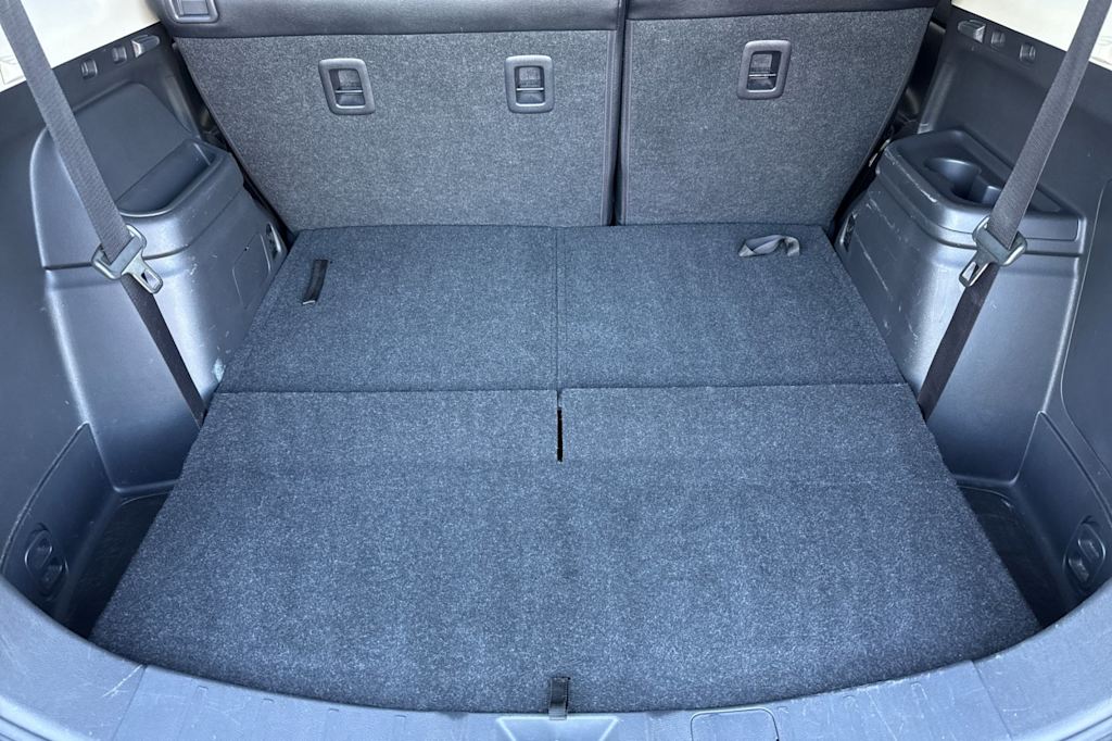 Thumbnail: 2015 Mitsubishi Outlander - 16