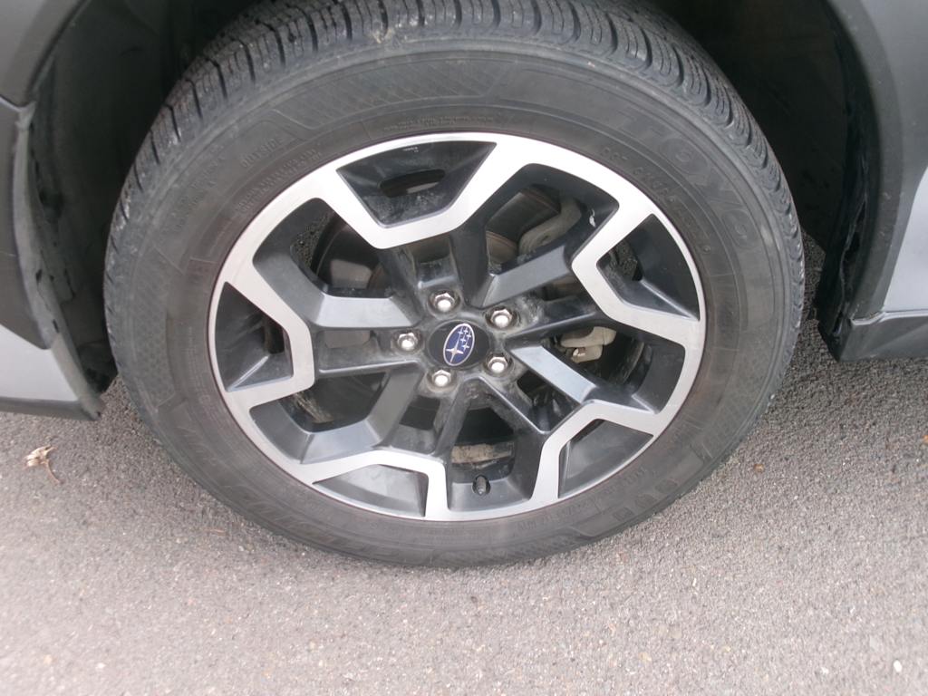 Thumbnail: 2017 Subaru Crosstrek - 6