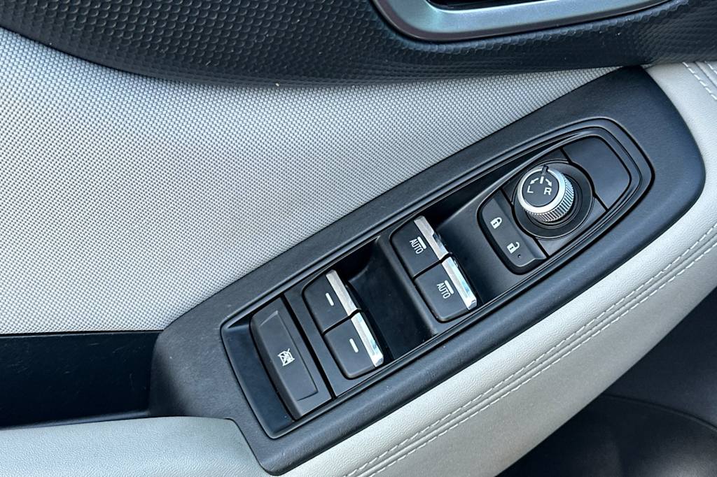 Thumbnail: 2020 Subaru Forester - 21