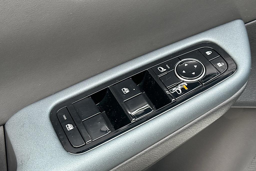 Thumbnail: 2026 Nissan Leaf - 20