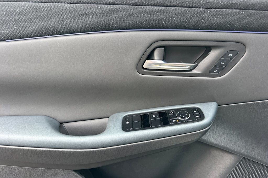 Thumbnail: 2026 Nissan Leaf - 19
