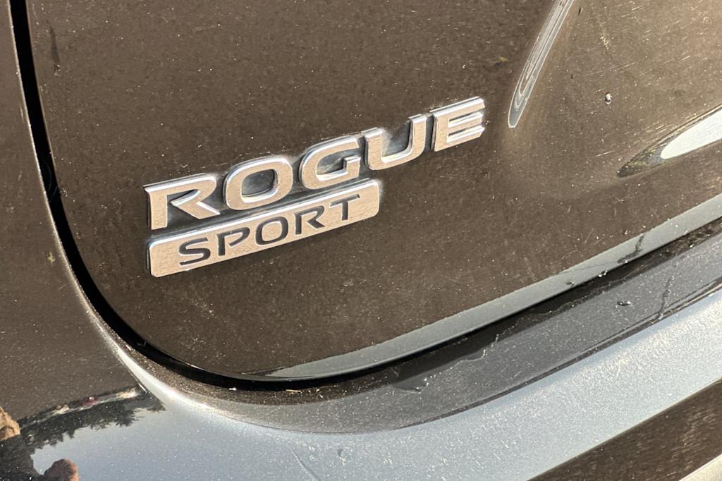 Thumbnail: 2020 Nissan Rogue Sport - 7