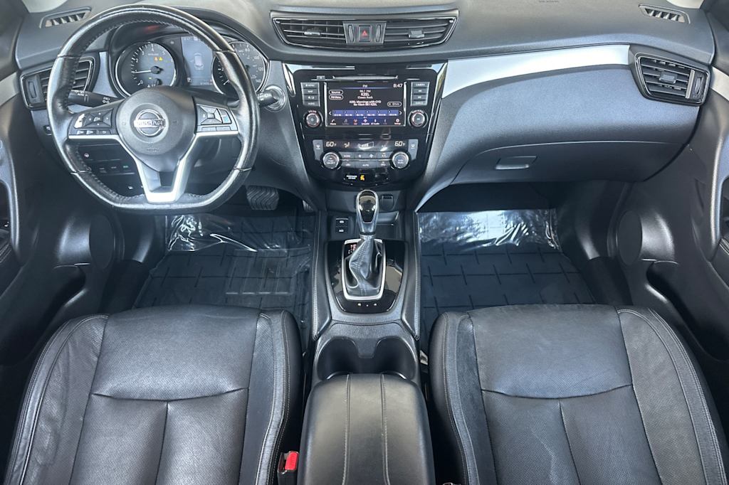Thumbnail: 2020 Nissan Rogue Sport - 2