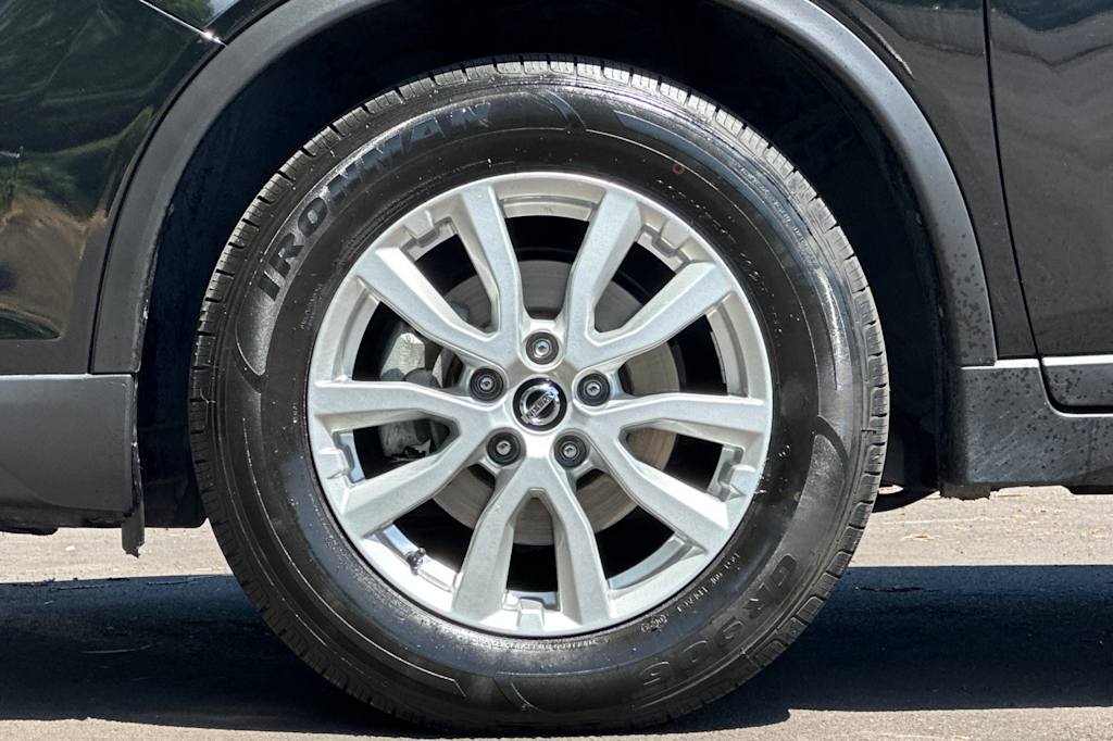 Thumbnail: 2020 Nissan Rogue - 8