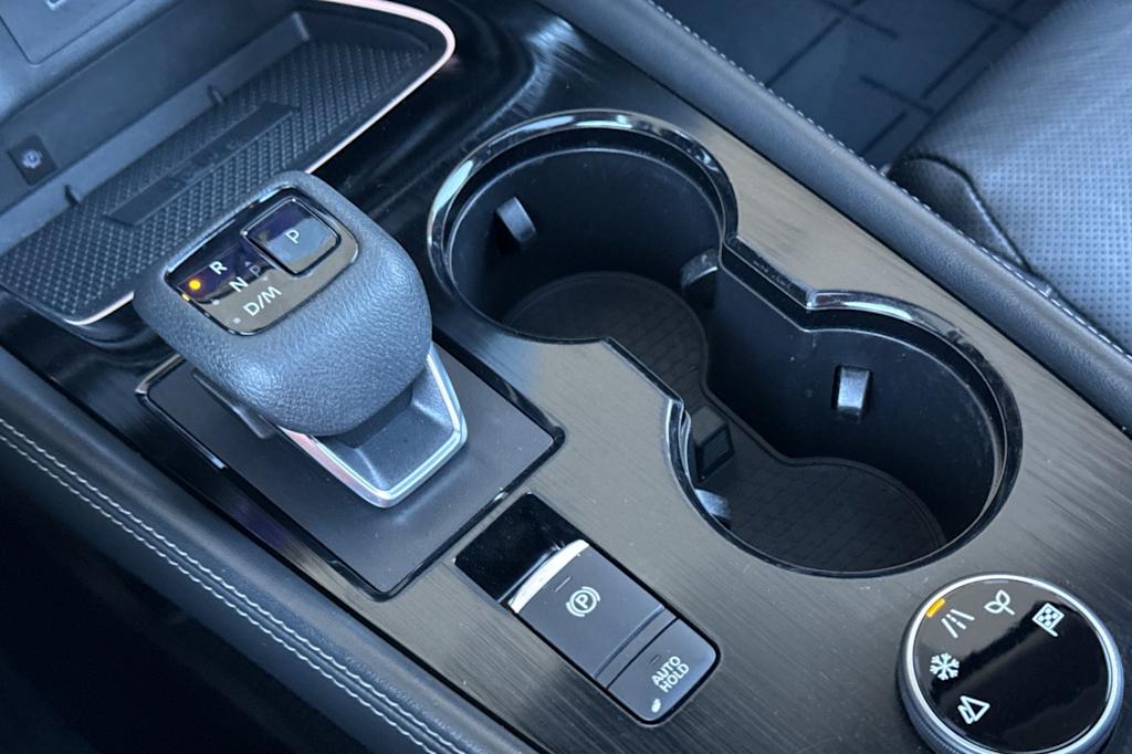 Thumbnail: 2021 Nissan Rogue - 13