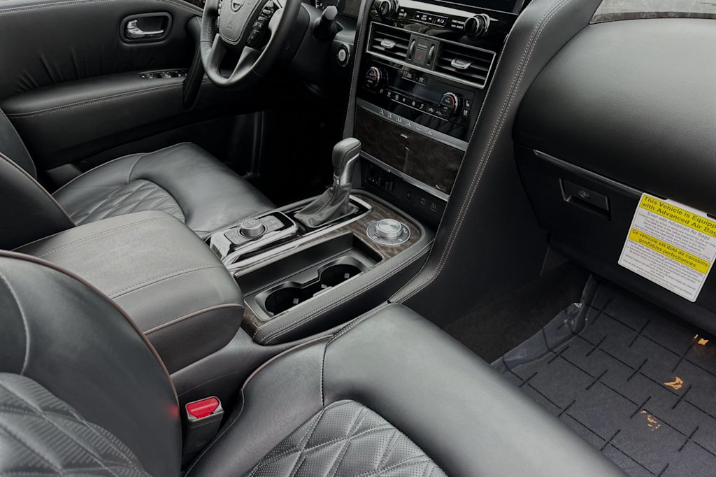 2024 Nissan Armada Platinum Edition 9