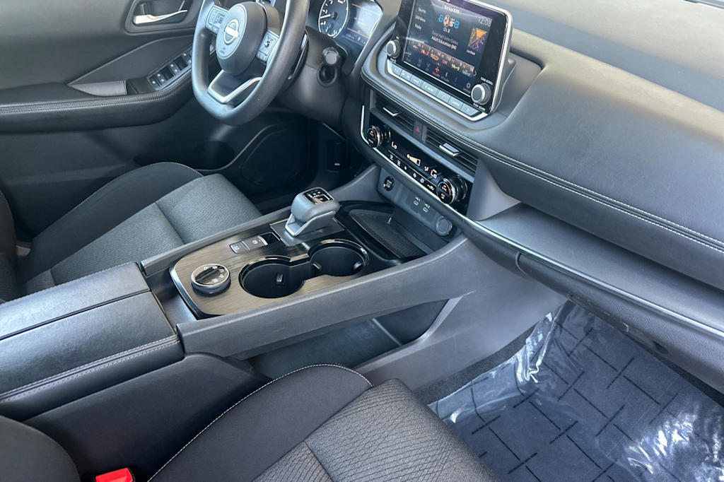 Thumbnail: 2024 Nissan Rogue - 12