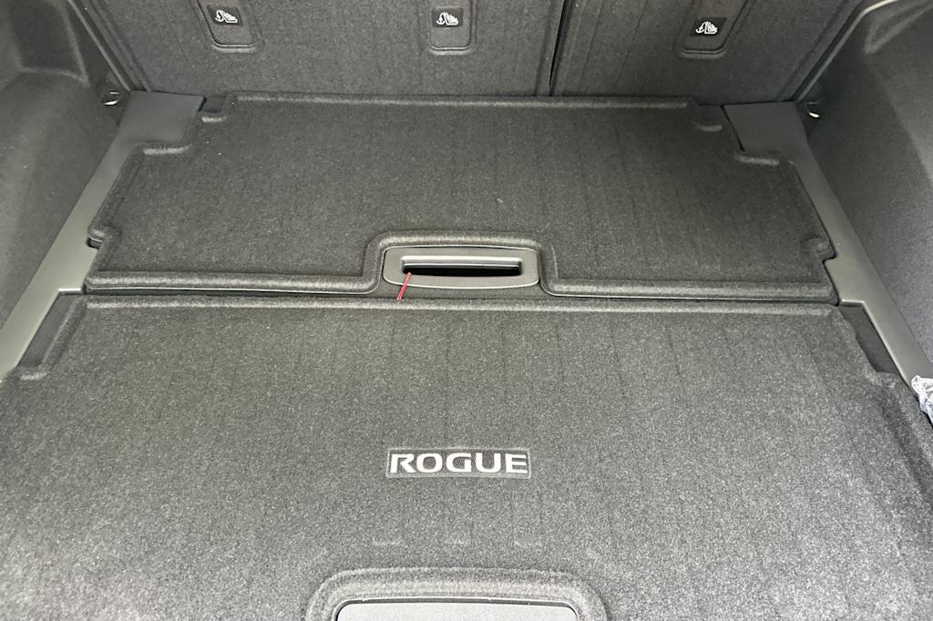 Thumbnail: 2026 Nissan Rogue - 15