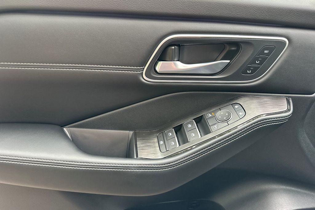 Thumbnail: 2026 Nissan Rogue - 20