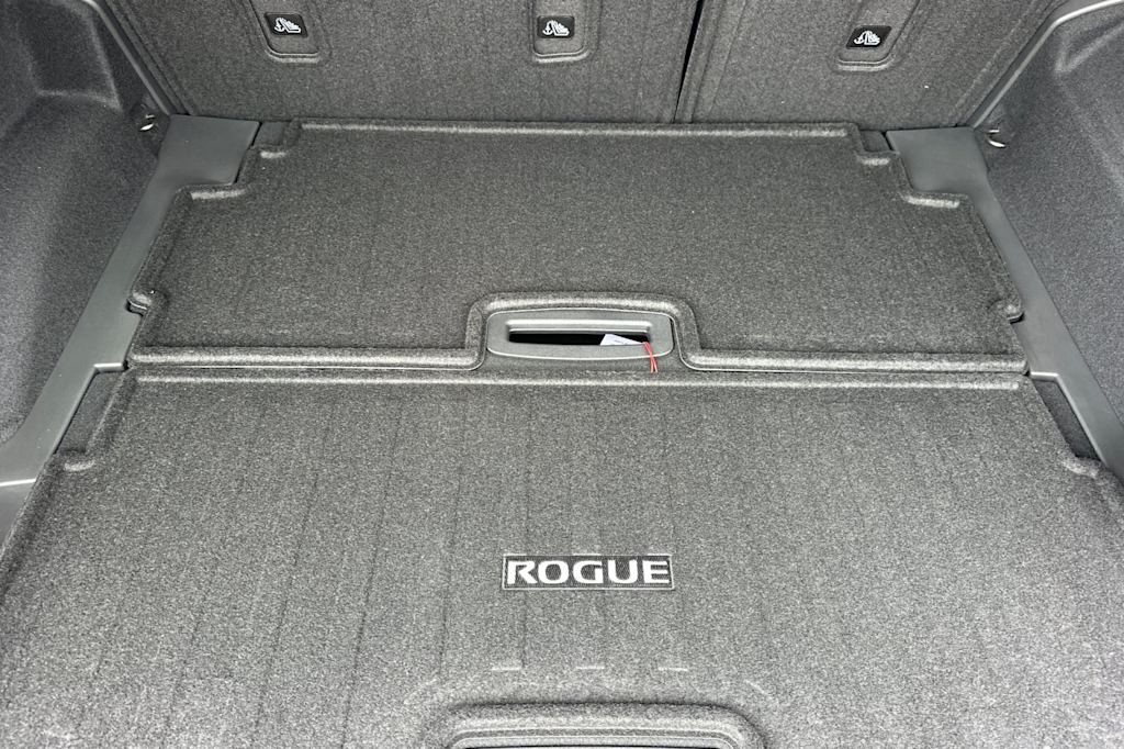 Thumbnail: 2026 Nissan Rogue - 15