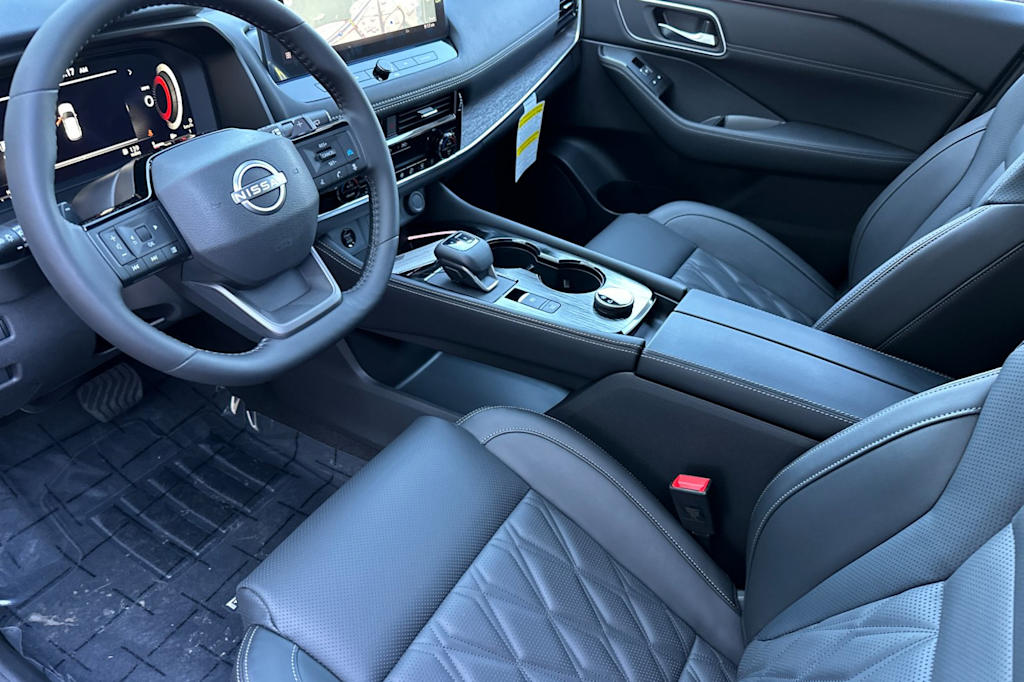 Thumbnail: 2026 Nissan Rogue - 10