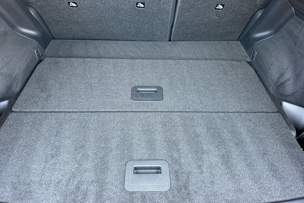 Thumbnail: 2025 Nissan Ariya - 16