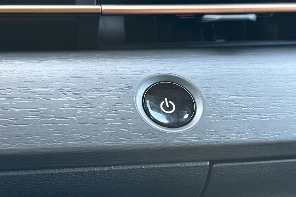 Thumbnail: 2025 Nissan Ariya - 27