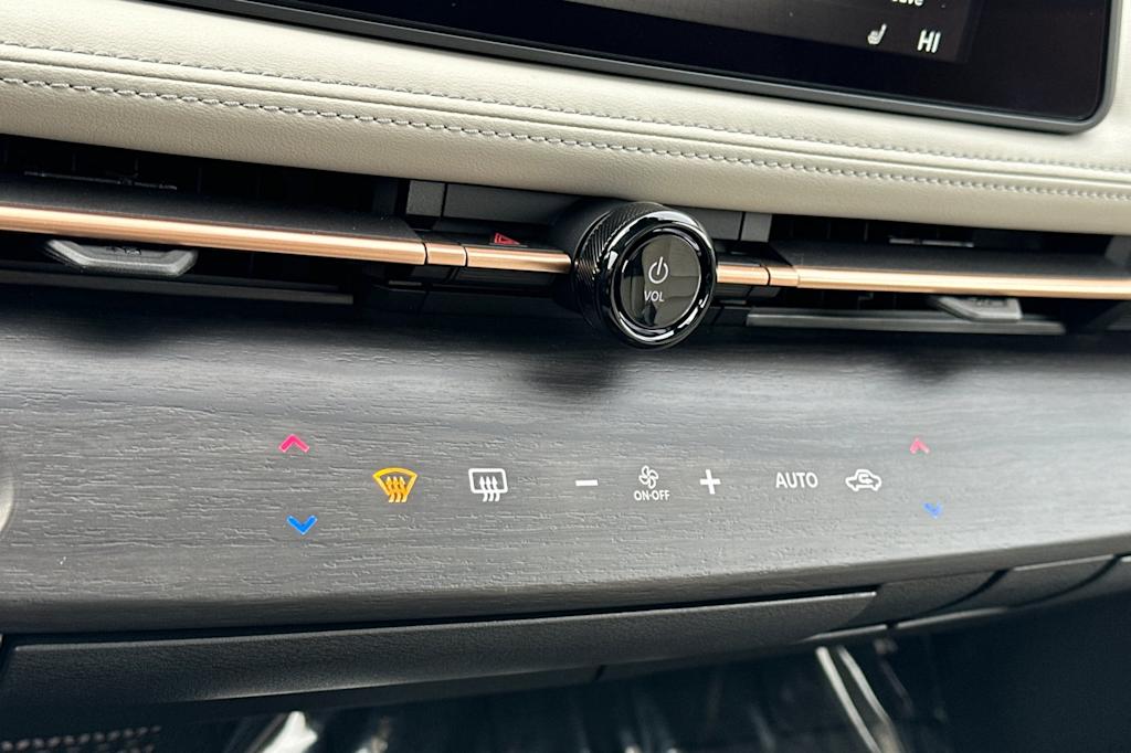 Thumbnail: 2025 Nissan Ariya - 25