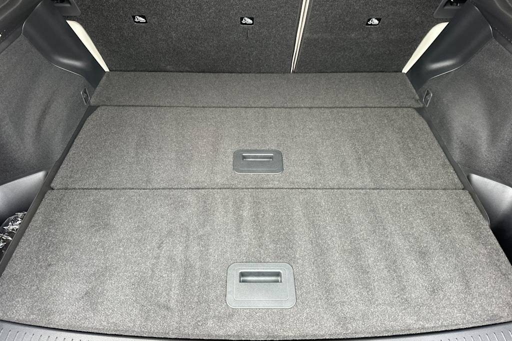 Thumbnail: 2025 Nissan Ariya - 15