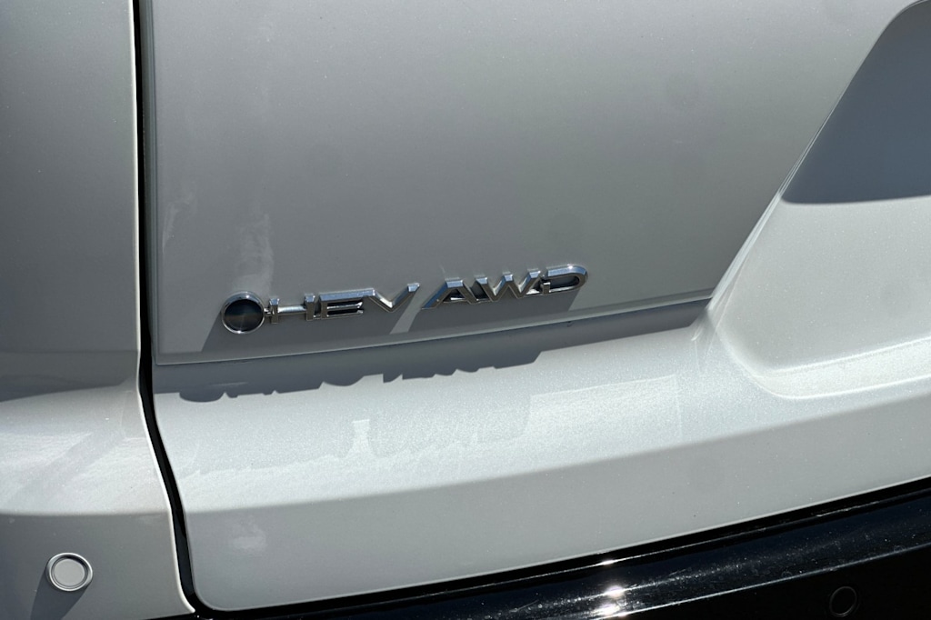 Thumbnail: 2025 Toyota Crown Signia - 7