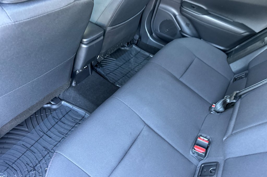 Thumbnail: 2024 Toyota Prius Prime - 9