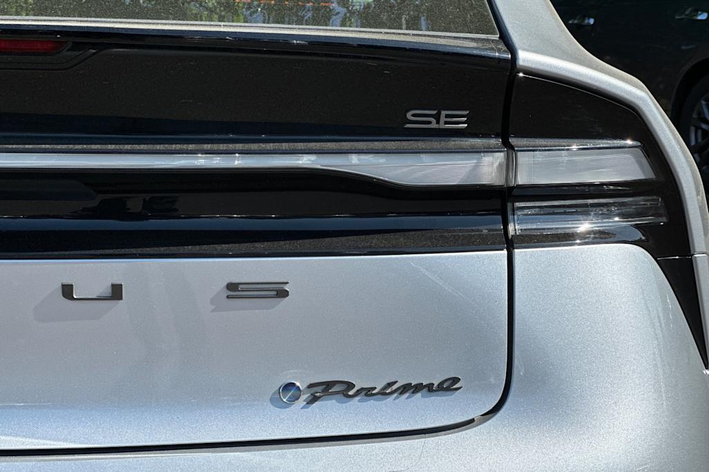 Thumbnail: 2024 Toyota Prius Prime - 28