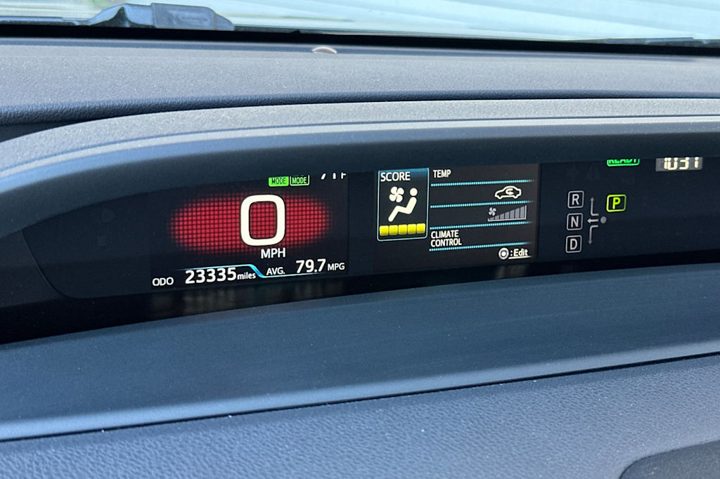 Thumbnail: 2021 Toyota Prius Prime - 16