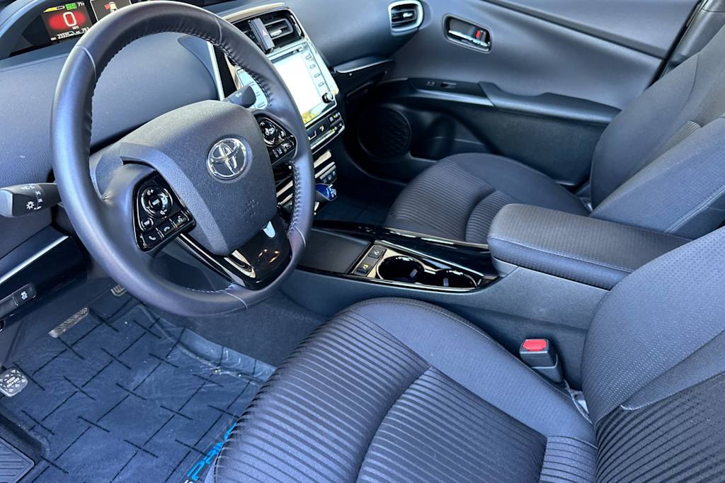Thumbnail: 2021 Toyota Prius Prime - 10