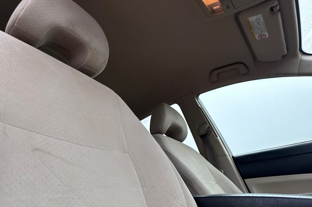 Thumbnail: 2005 Toyota Prius - 23