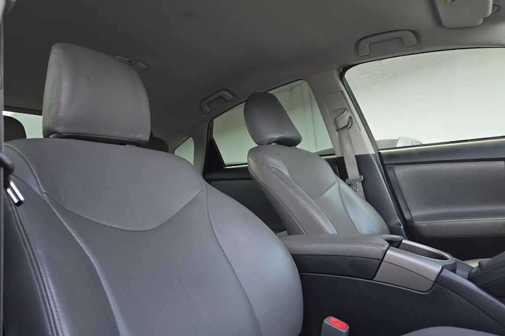 Thumbnail: 2014 Toyota Prius - 11