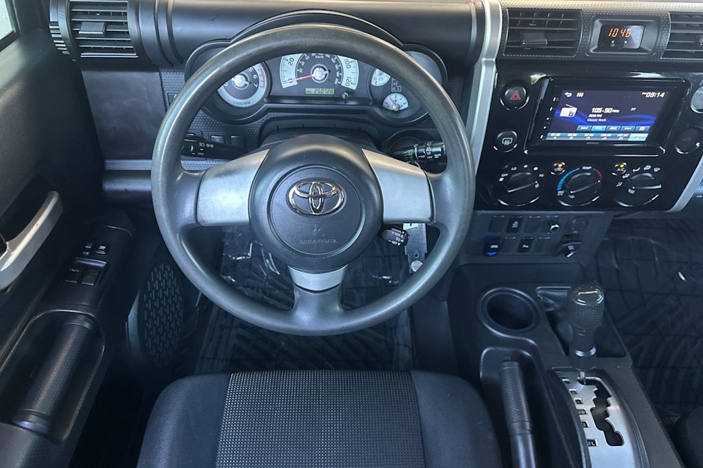 Thumbnail: 2007 Toyota FJ Cruiser - 9