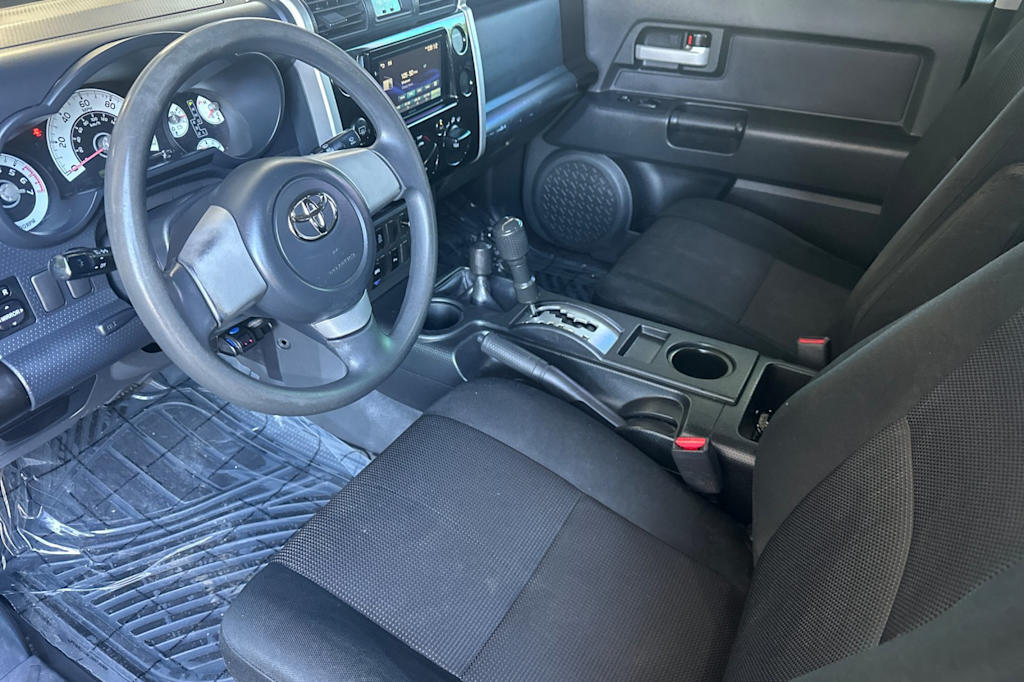 Thumbnail: 2007 Toyota FJ Cruiser - 11