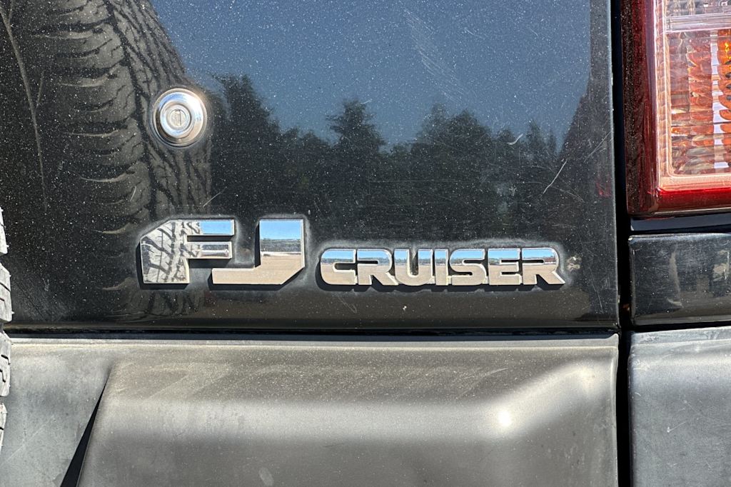 Thumbnail: 2007 Toyota FJ Cruiser - 27