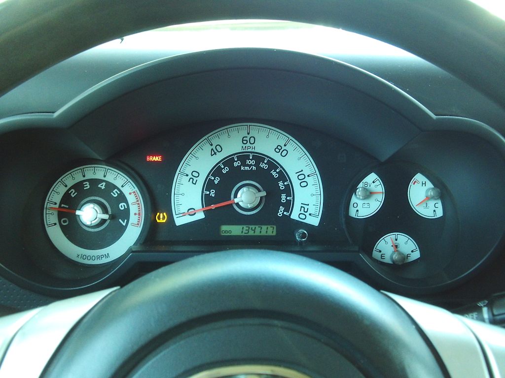 Thumbnail: 2011 Toyota FJ Cruiser - 7