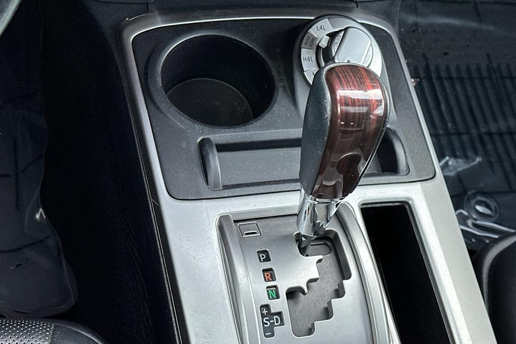 Thumbnail: 2018 Toyota 4Runner - 14