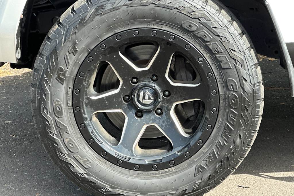 Thumbnail: 2019 Toyota 4Runner - 8