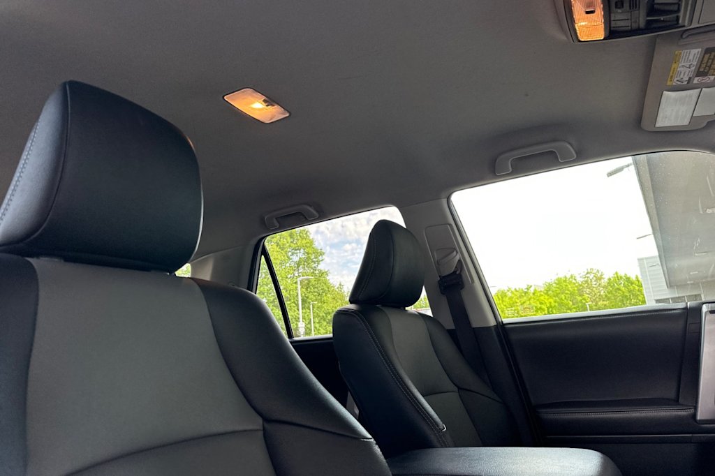 Thumbnail: 2019 Toyota 4Runner - 24