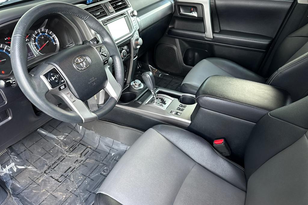 Thumbnail: 2019 Toyota 4Runner - 10