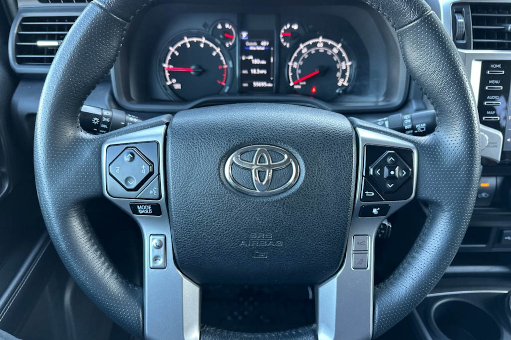 2020 Toyota 4Runner SR5 28