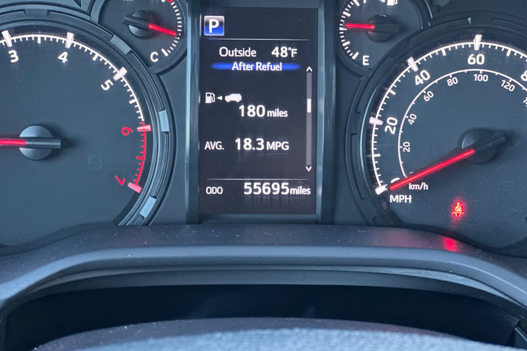 2020 Toyota 4Runner SR5 29