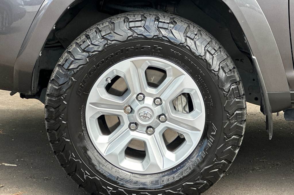 Thumbnail: 2021 Toyota 4Runner - 8