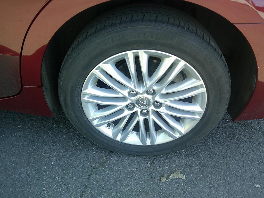Thumbnail: 2013 Lexus ES - 6
