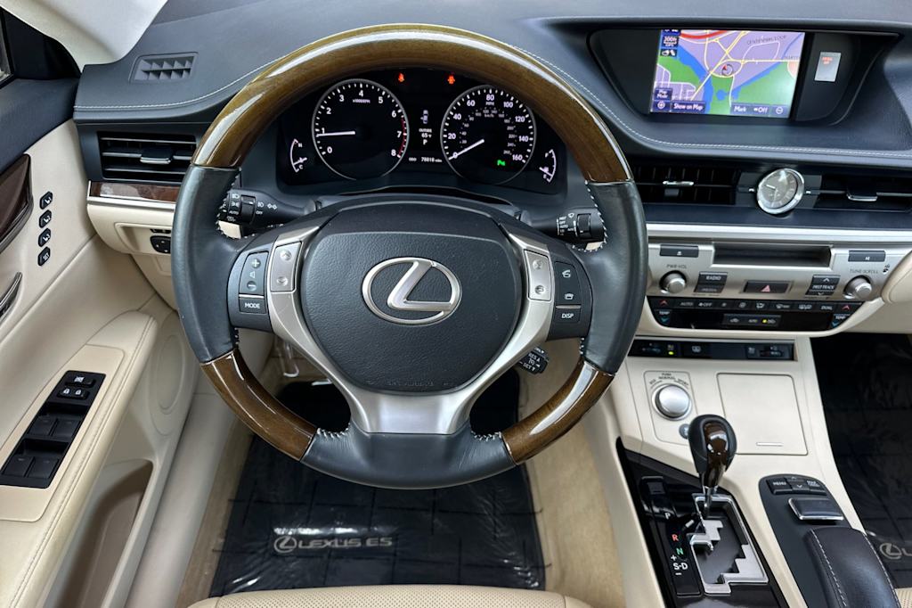 Thumbnail: 2013 Lexus ES - 10