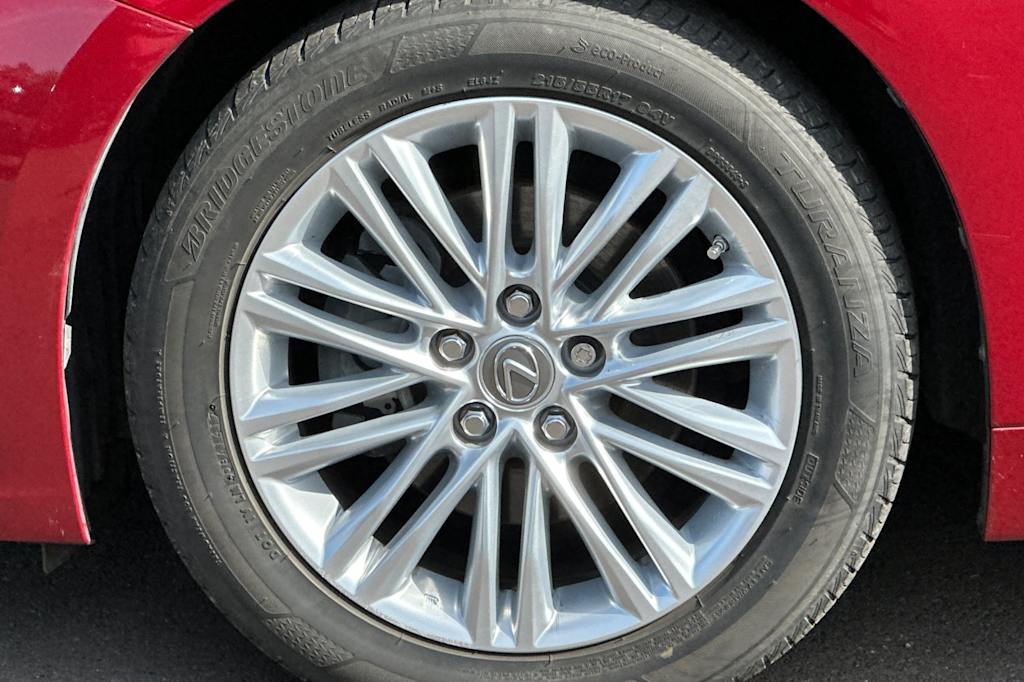 Thumbnail: 2013 Lexus ES - 7