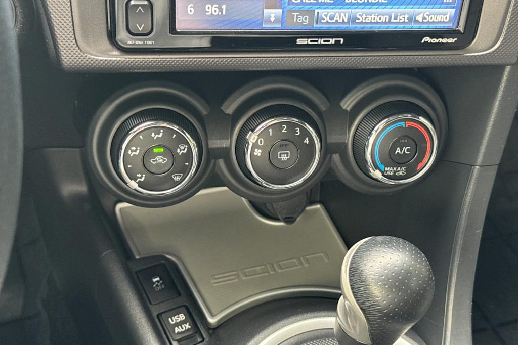 Thumbnail: 2016 Scion tC - 22