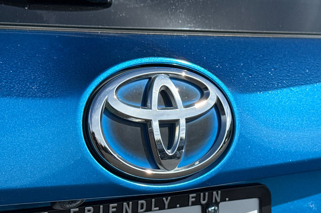 Thumbnail: 2016 Toyota RAV4 - 7