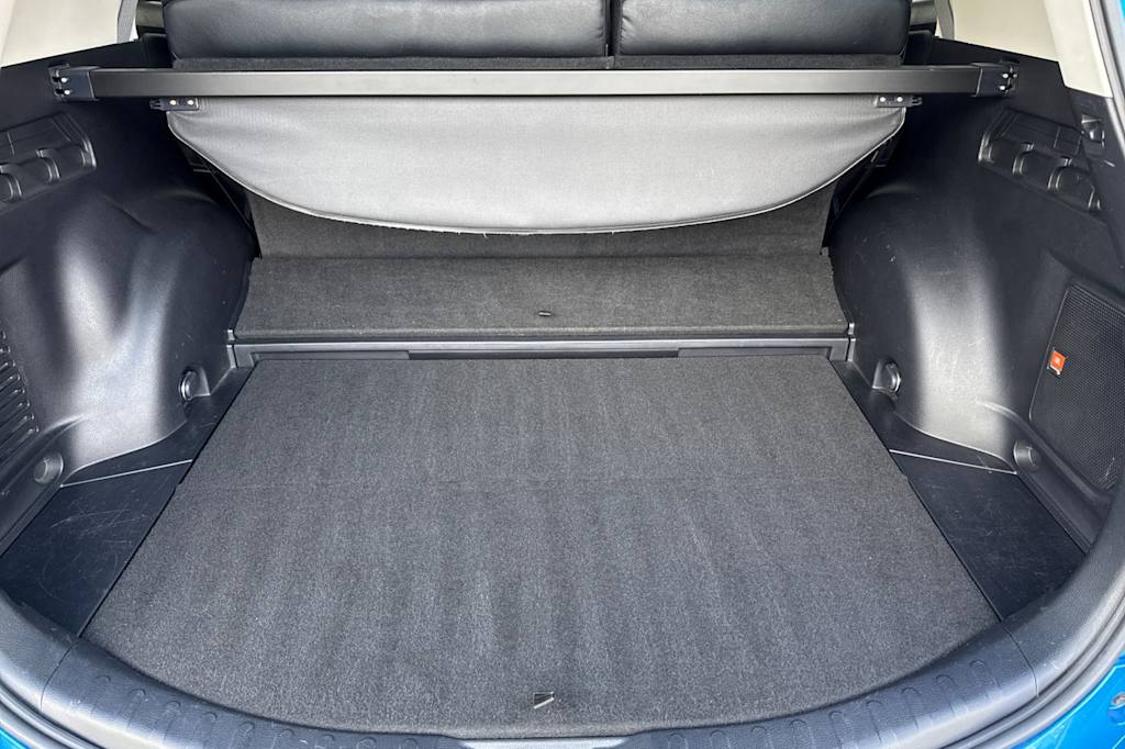 Thumbnail: 2016 Toyota RAV4 - 16