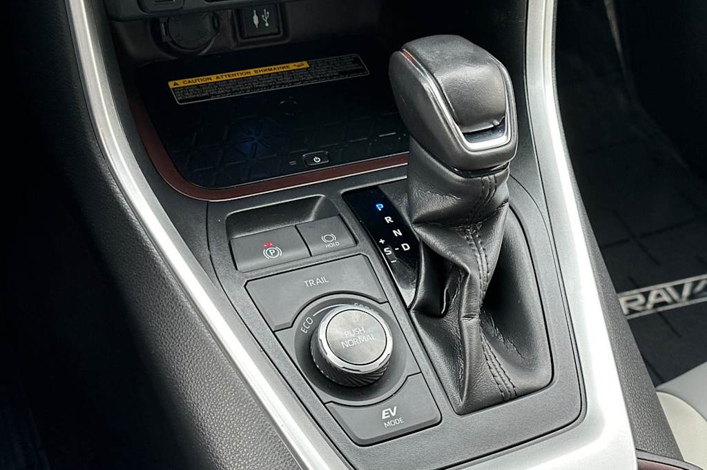 Thumbnail: 2019 Toyota RAV4 - 14